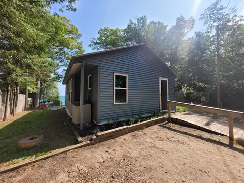6313 Huron Shore Road Rogers City Mi 49779 Rd, Rogers City, MI 49779
