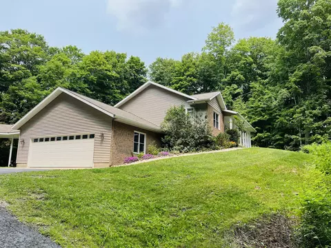 1293 Hlywa Dr, Gaylord, MI 49735