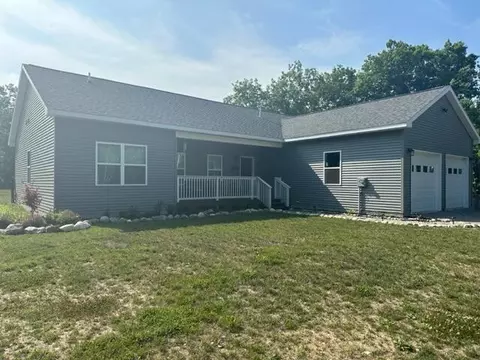 15621 E 638 Highway Presque Isle Mi 49777 Hwy, Presque Isle, MI 49777
