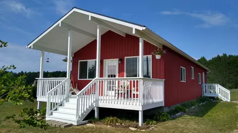 10280 N Black River Road Cheboygan Mi 49721 Rd, Cheboygan, MI 49721