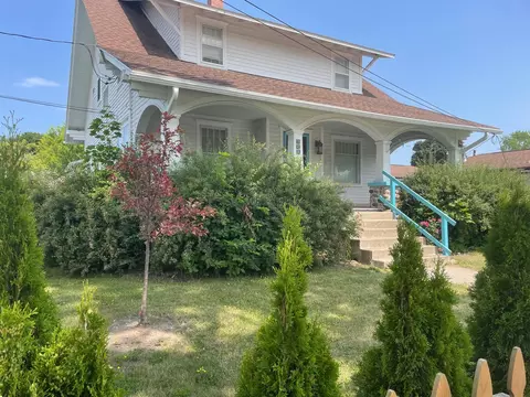 321 E State Street Cheboygan Mi 49721 St, Cheboygan, MI 49721