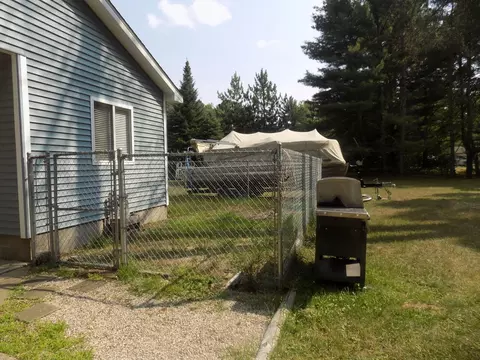 4261 E Higgins Lake Dr, Roscommon, MI 48653 photo 18
