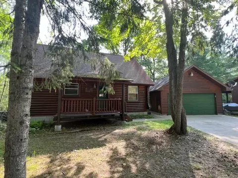 8732 Twin Bridge Road Grayling Mi 49738 Rd, Grayling, MI 49738