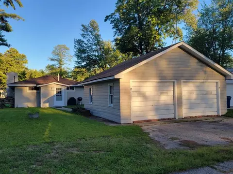 5171 Pleasant Drive Beaverton Mi 48612 Dr, Beaverton, MI 48612