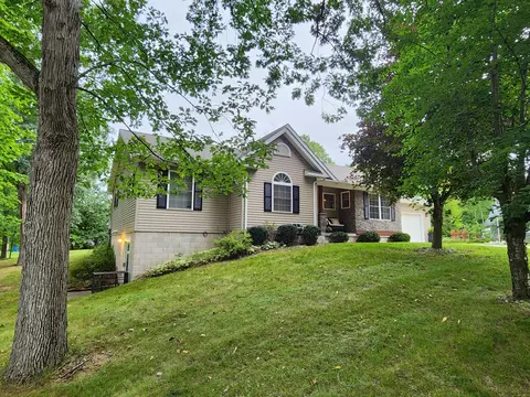 2540 Wapiti Ct, West Branch, MI 48661