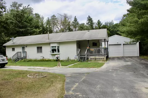 339 E Pioneer Rd, Roscommon, MI 48653