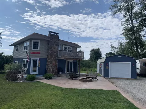 765 Iroquois Avenue Prudenville Mi 48651 Ave, Prudenville, MI 48651