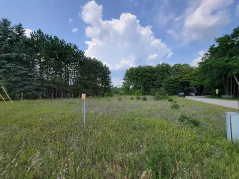 Knollwood Lane, Gaylord, MI 49735