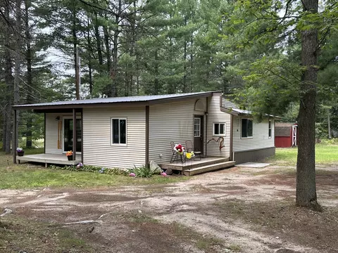 2508 Co Rd 612, Lewiston, MI 49756