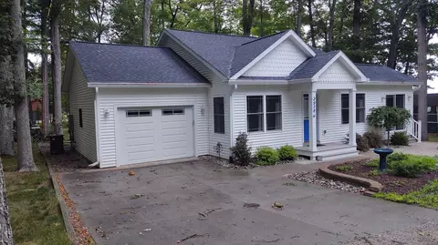 2958 W Higgins Lake Dr # h, Roscommon, MI 48653