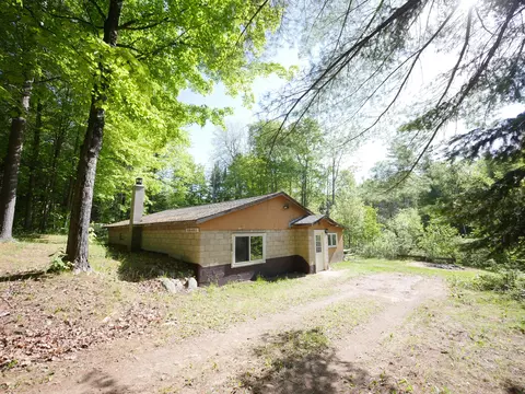 18491 Pleasant Valley Road Atlanta Mi 49709 Rd, Atlanta, MI 49709