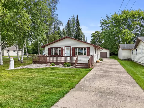 831 Iroquois Avenue Prudenville Mi 48651 Ave, Prudenville, MI 48651