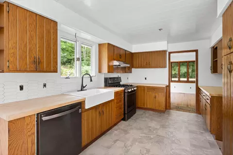 5627 Valley Rd, Alanson, MI 49706 photo 3