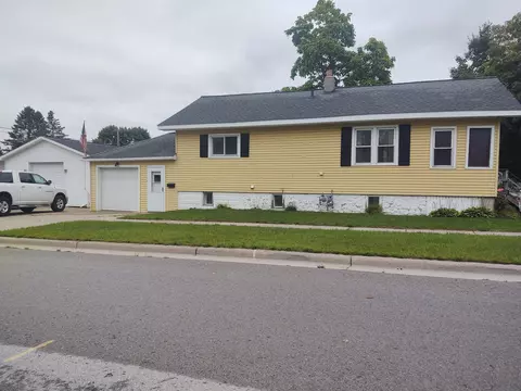 1411 S Second Ave, Alpena, MI 49707 photo 2