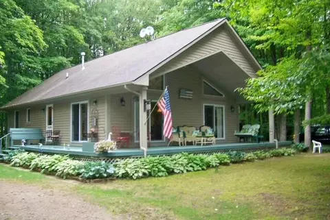 7502 Ashcroft Drive Mancelona Mi 49659 Dr, Mancelona, MI 49659