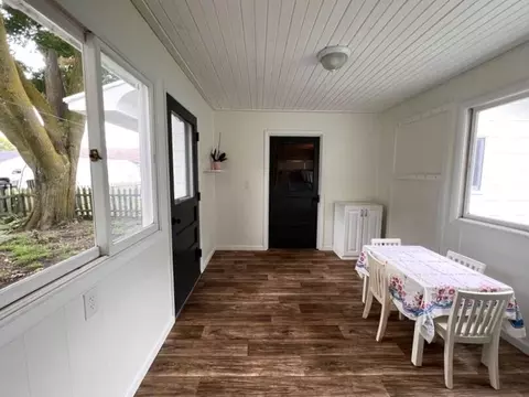 124 S E St, Cheboygan, MI 49721 photo 8