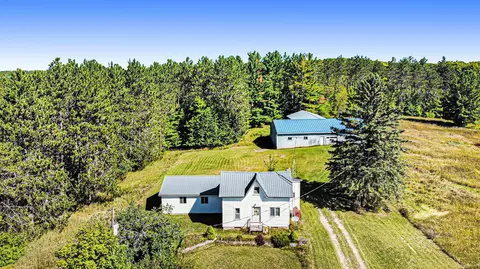 8896 S Shire Road Vanderbilt Mi 49795 Rd, Vanderbilt, MI 49795