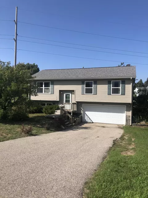 3876 Apollo Drive Traverse City Mi 49685 Dr, Traverse City, MI 49685