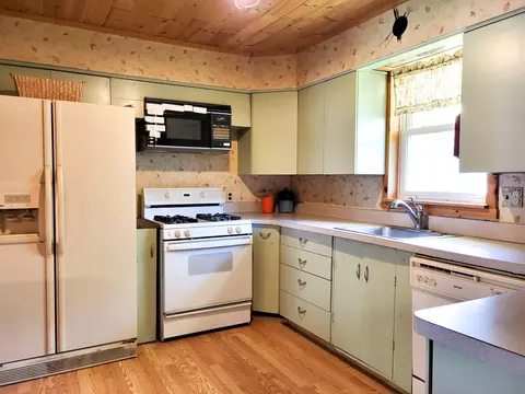 8105 N Harrison Rd, Roscommon, MI 48653 photo 8