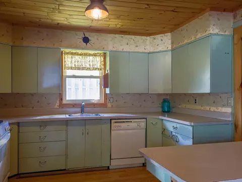 8105 N Harrison Rd, Roscommon, MI 48653 photo 7