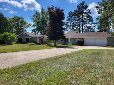 8105 N Harrison Rd, Roscommon, MI 48653 photo 2