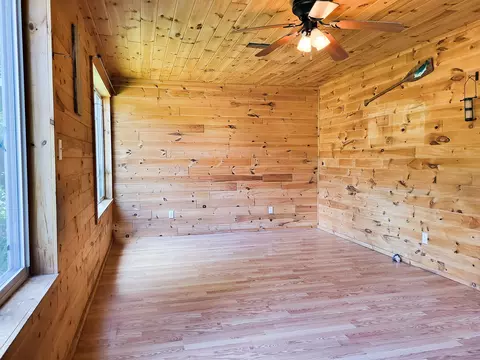 8105 N Harrison Rd, Roscommon, MI 48653 photo 4