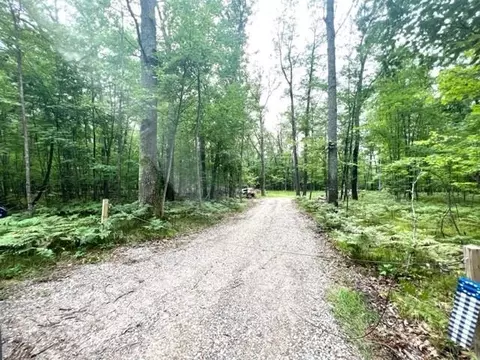 264 Tribal Trail Roscommon Mi 48653 Trl, Roscommon, MI 48653