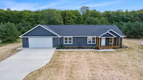 2751 Peregrine Drive Elmira Mi 49730 Dr, Elmira, MI 49730