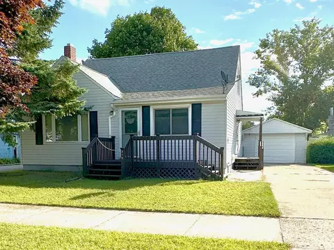 319 Helen St, Alpena, MI 49707