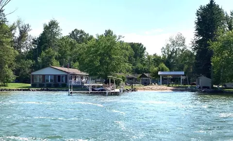 16857 Stardust Rd, Alpena, MI 49707