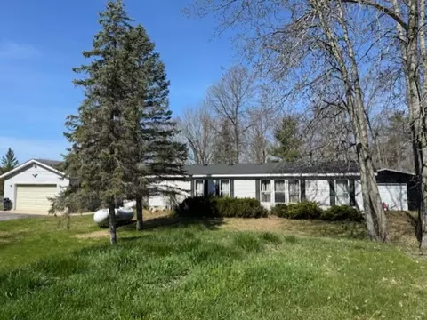 365 River Drive Merritt Mi 49667 Dr, Merritt, MI 49667