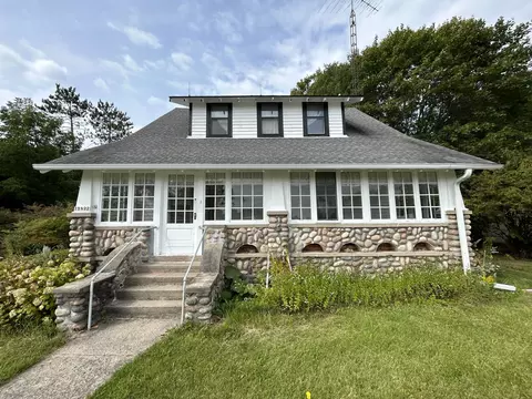 13822 Hubbard Lake Rd, Hubbard Lake, MI 49747