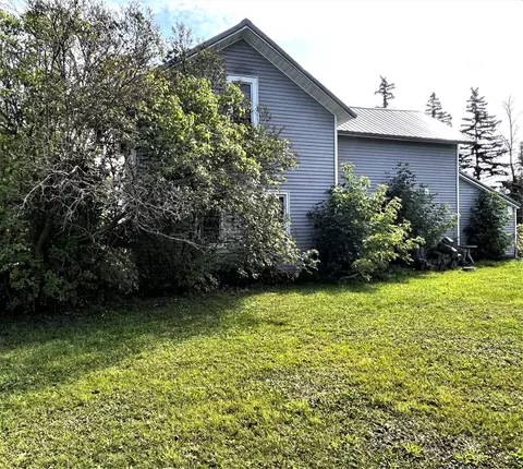 1019 Hancock Street Cheboygan Mi 49721 St, Cheboygan, MI 49721