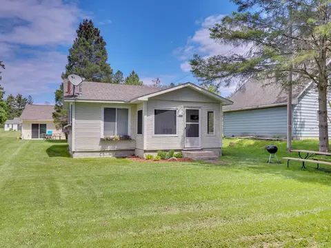 1462 Dutch Village Ln UNIT 3, Cheboygan, MI 49721