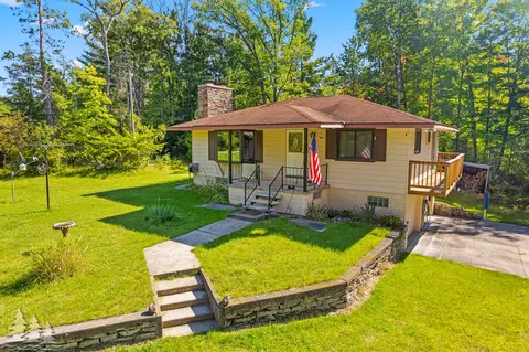 3710 Co Rd 489, Lewiston, MI 49756