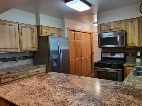 1908 Circle Court Grayling Mi 49738 Ct, Grayling, MI 49738 photo 40