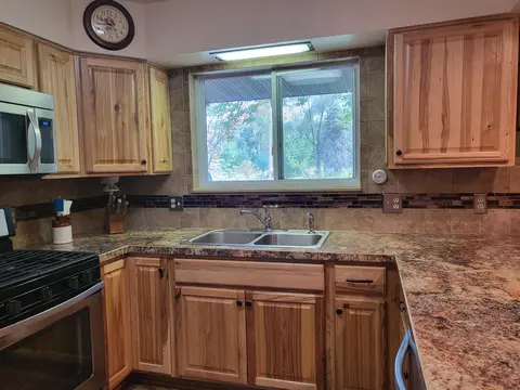 1908 Circle Court Grayling Mi 49738 Ct, Grayling, MI 49738 photo 46