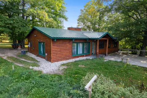 7010 Brudy Rd, Indian River, MI 49749