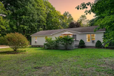 10890 Vans Lane Fife Lake Mi 49633 Ln, Fife Lake, MI 49633