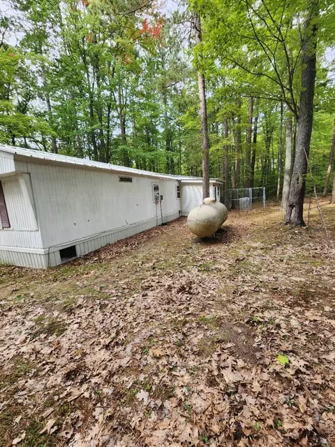 269 E Skyline Dr, Roscommon, MI 48653 photo 6
