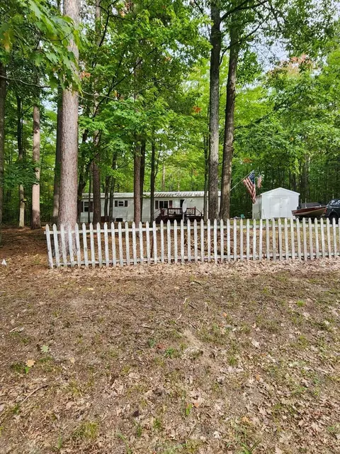 269 E Skyline Dr, Roscommon, MI 48653 photo 3