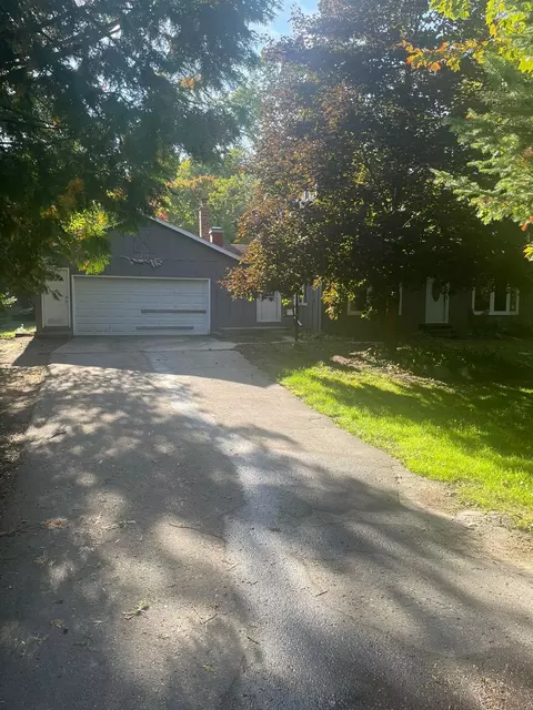 1214 Sheridan Drive Alpena Mi 49707 Dr, Alpena, MI 49707