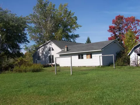 1394 Hackmatack Rd, Cheboygan, MI 49721 photo 7