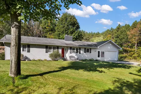 1876 Red Pne, Gaylord, MI 49735