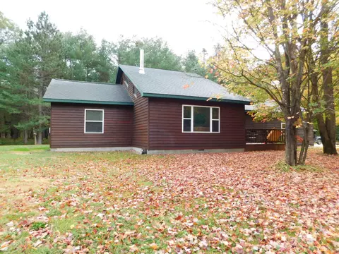 10356 Monroe Ave, Grayling, MI 49738