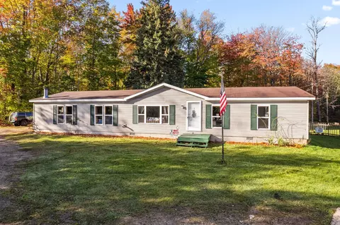 6756 Old 27 N, Vanderbilt, MI 49795