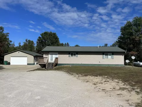 1887 E M-72, Grayling, MI 49738