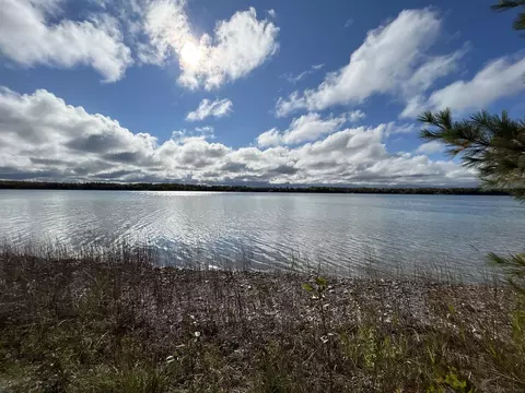 7532 Kauffman Blvd, Presque Isle, MI 49777