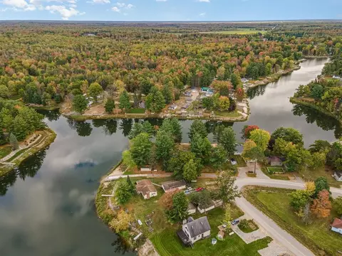4506 Mohawk Trl, Gladwin, MI 48624 photo 38