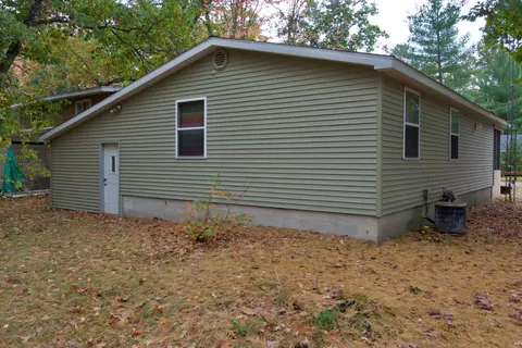 310 Walnut Ave, Roscommon, MI 48653 photo 18
